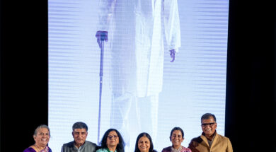 2. Mehta Family of the Torrent Group paid tribute to Founder Shri UN Mehta on his Birth Centenary.