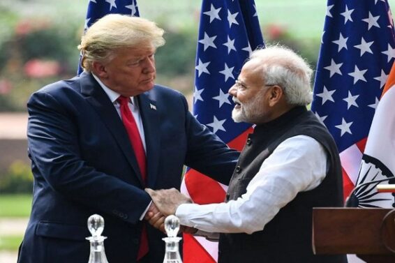 ट्रंप व पीएम मोदी
